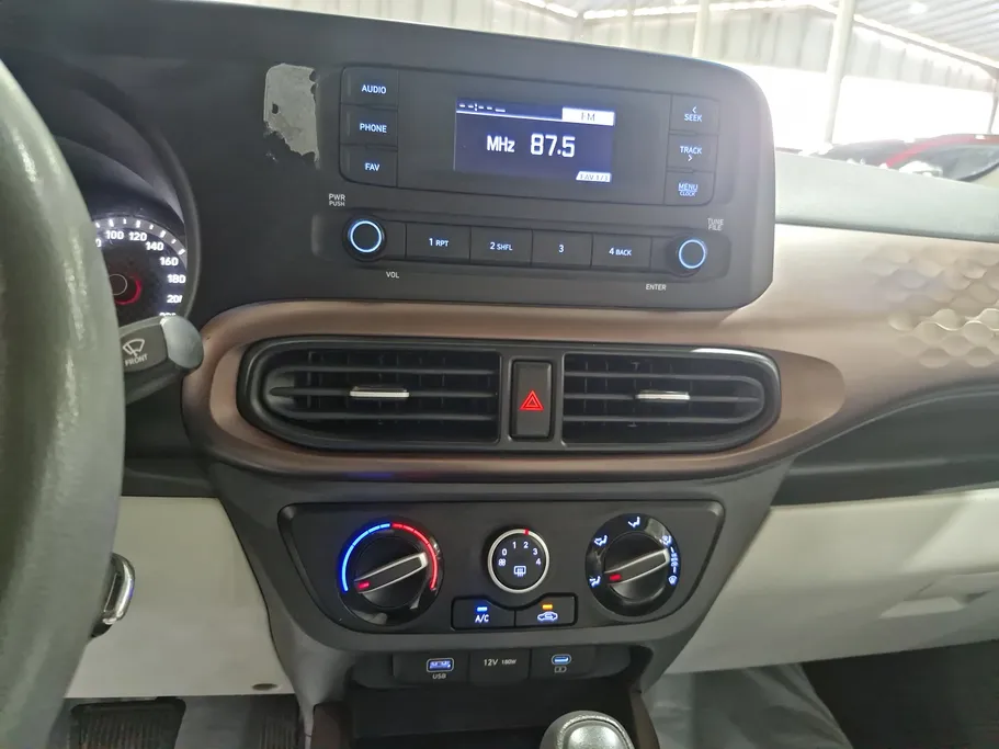 هيونداي Grand i10 فلييت 2024 