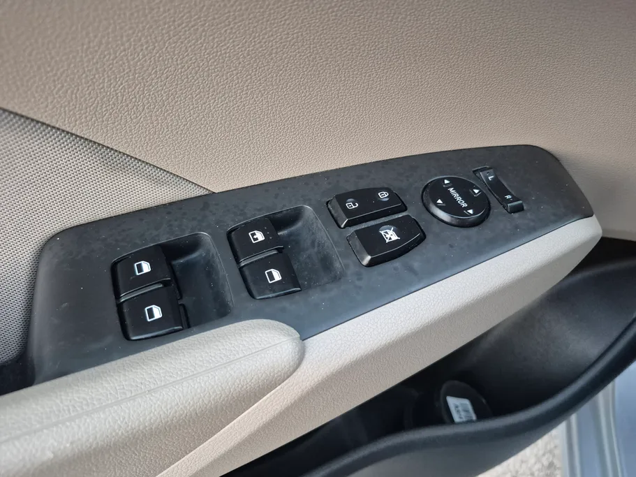 2023 Hyundai Accent Smart 