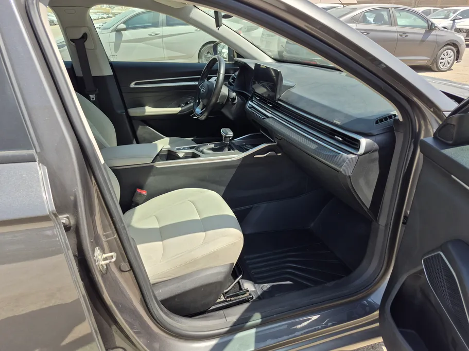 جيلي امجراند GS 2024 
