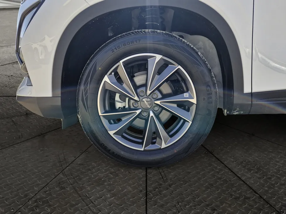 2027 Omoda C5 Comfort 