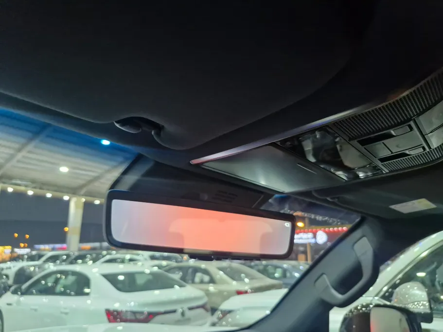 2025 Lexus LX 600 VR VIP 