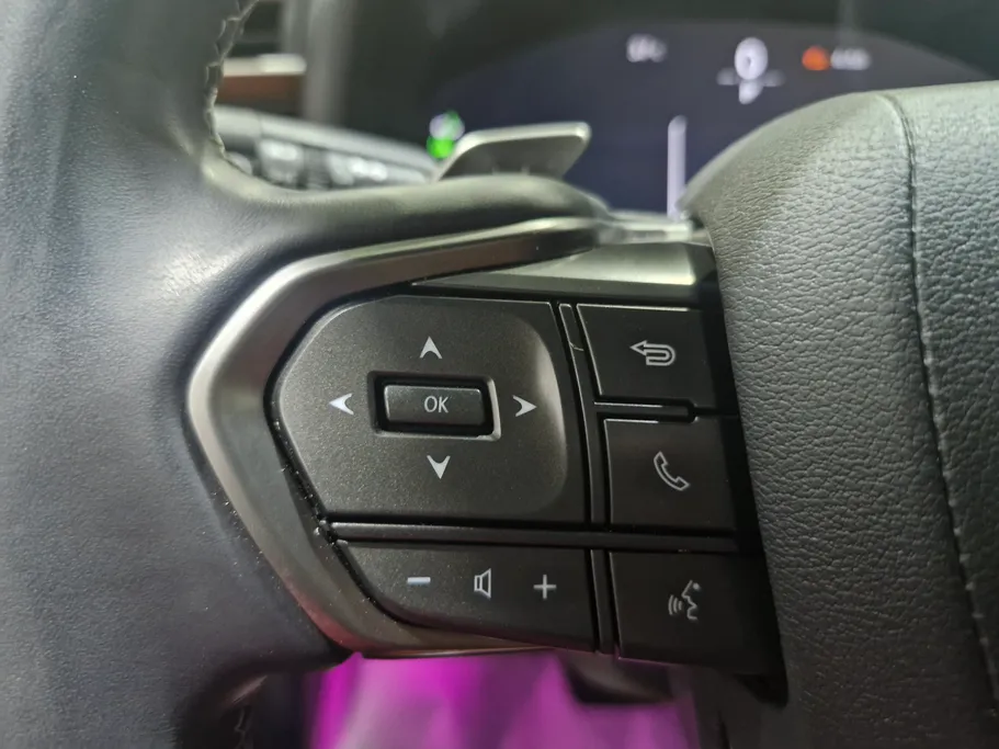 2025 Lexus LX 600 VR VIP 