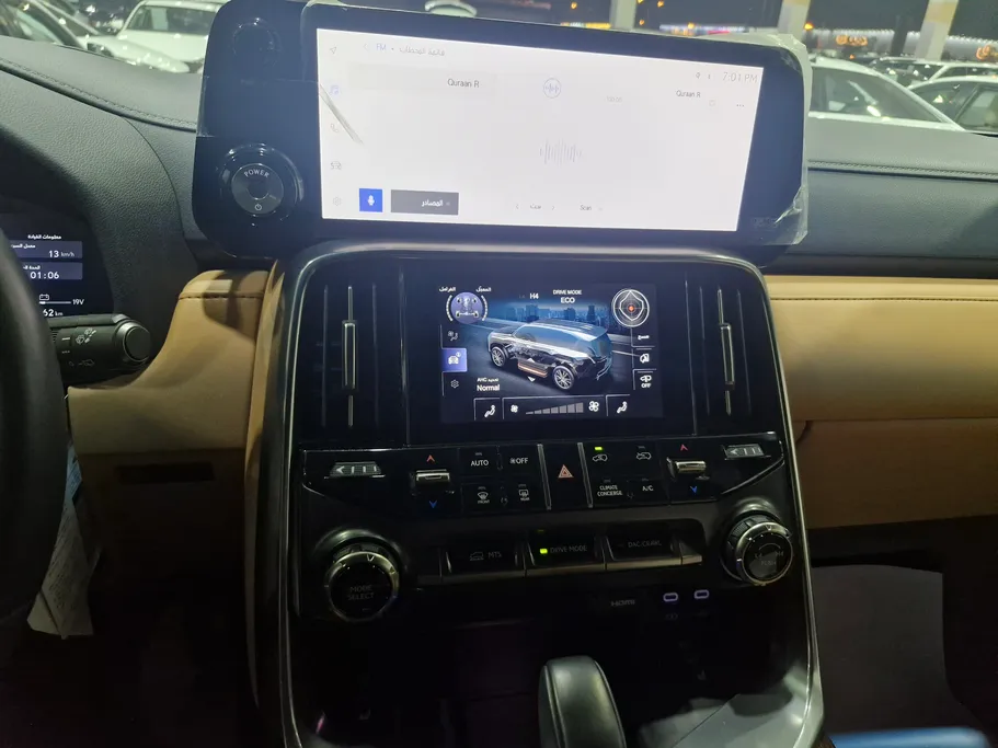 2025 Lexus LX 700 BH Hybrid Elite 