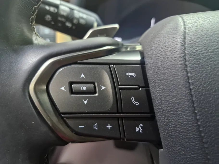 2025 Lexus LX 700 BH Hybrid Elite 