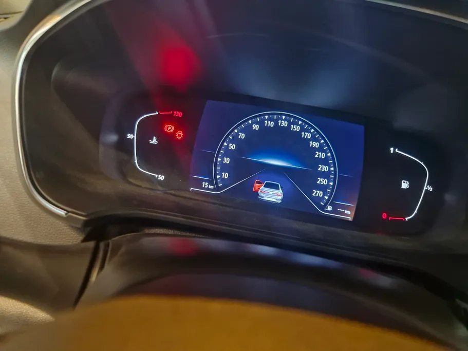 رينو ميجان E 2024 