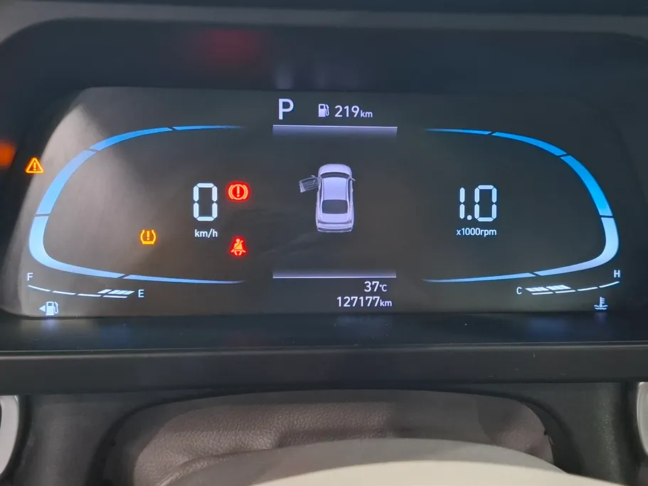 2024 Hyundai Elantra Smart 