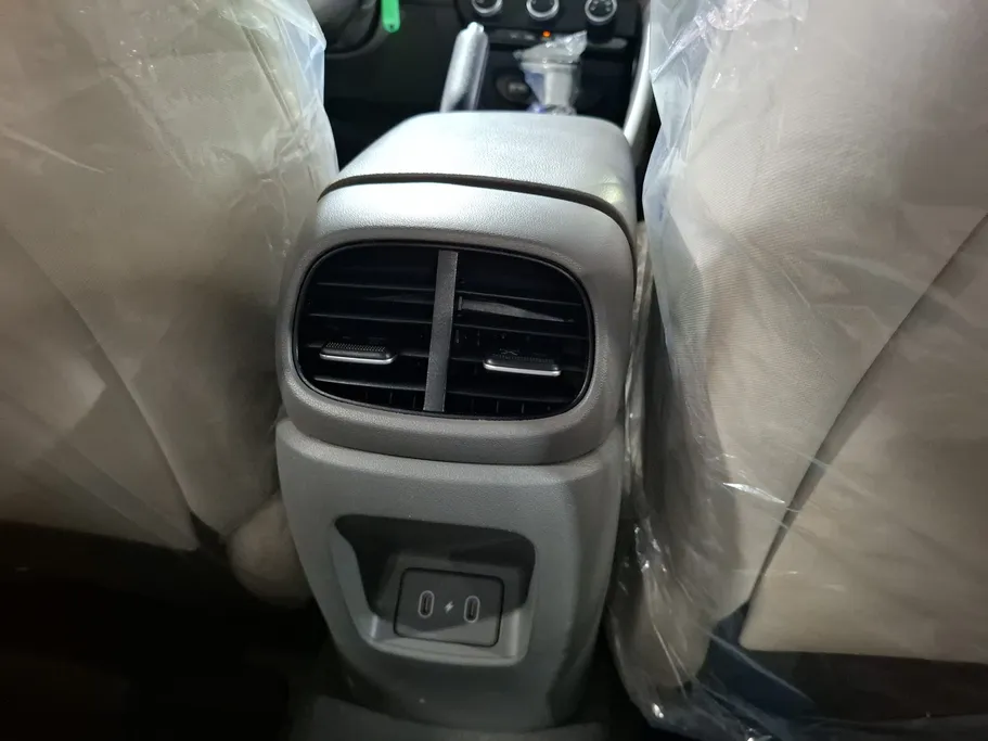 2024 Hyundai Elantra Smart 