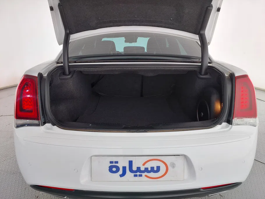 كرايسلر 300 S 2022 