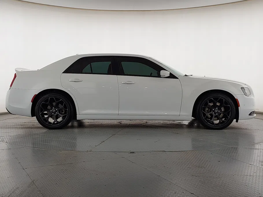 كرايسلر 300 S 2022 