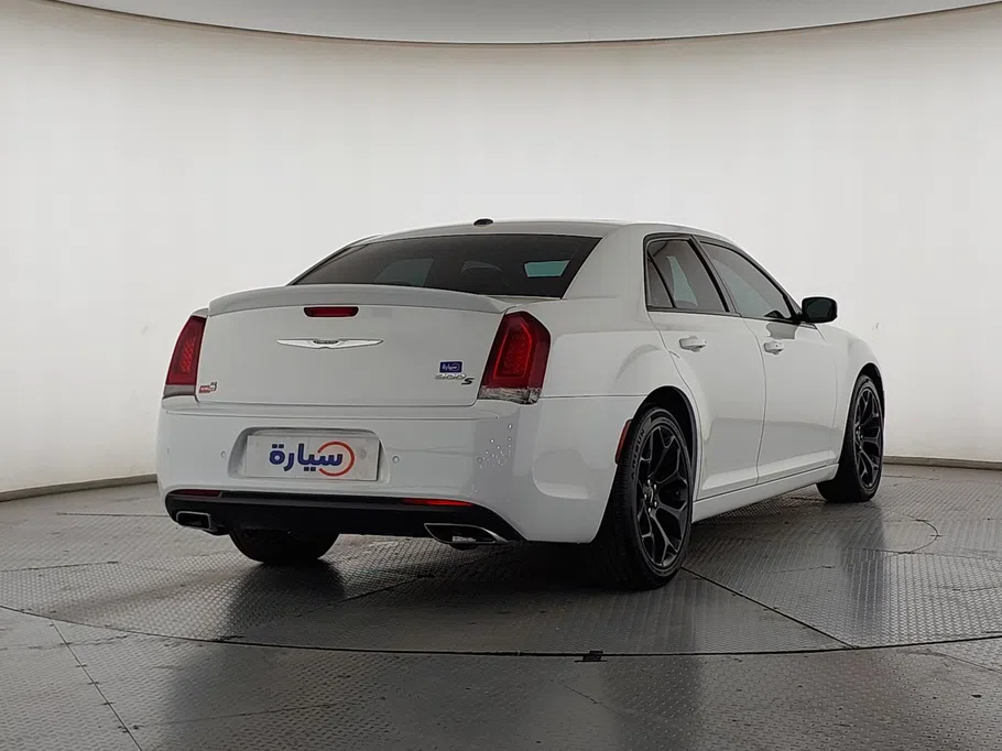 كرايسلر 300 S 2022 