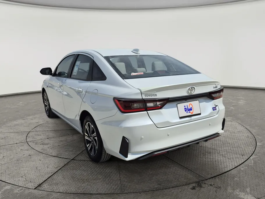 2023 Toyota Yaris  Y Plus 