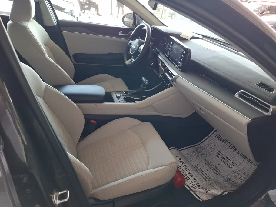 كيا K5 LX Panorama 2023 