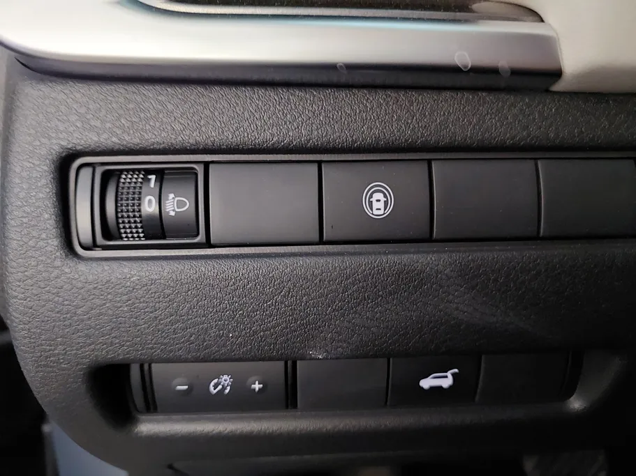 2026 Nissan Xtrail SV Plus 