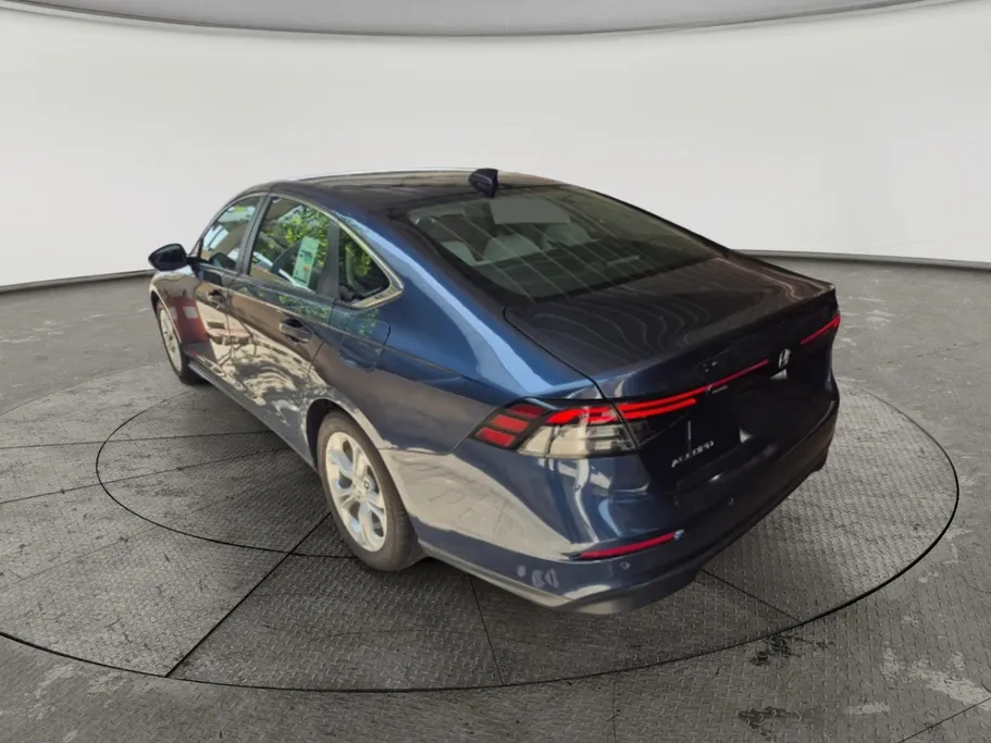 هوندا اكورد LX 2025 