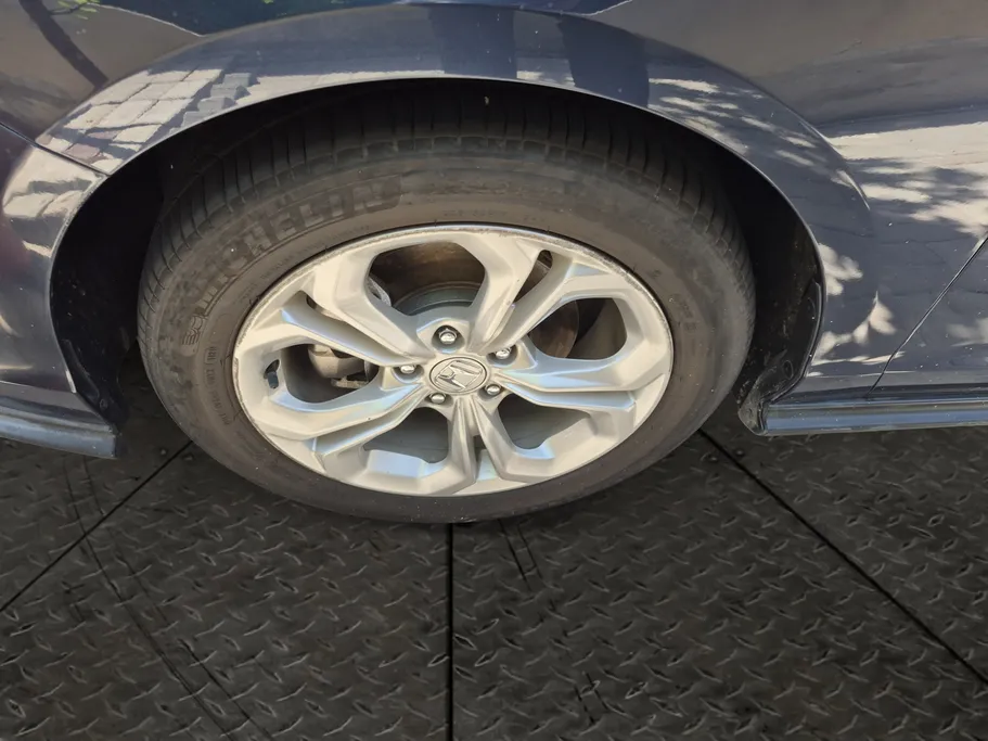 هوندا اكورد LX 2025 
