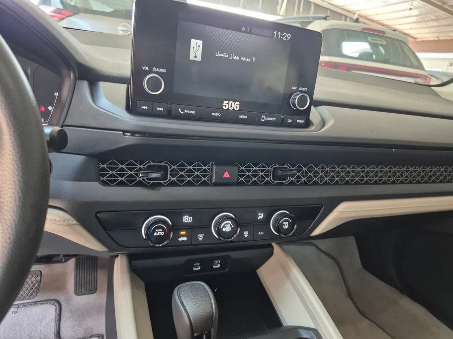 هوندا اكورد LX 2025 