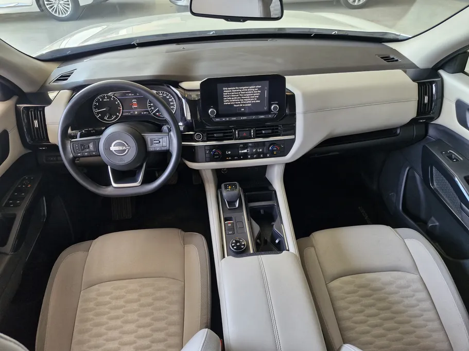 2024 Nissan Pathfinder S 