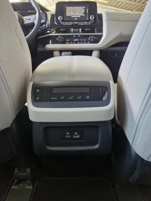 2024 Nissan Pathfinder S 