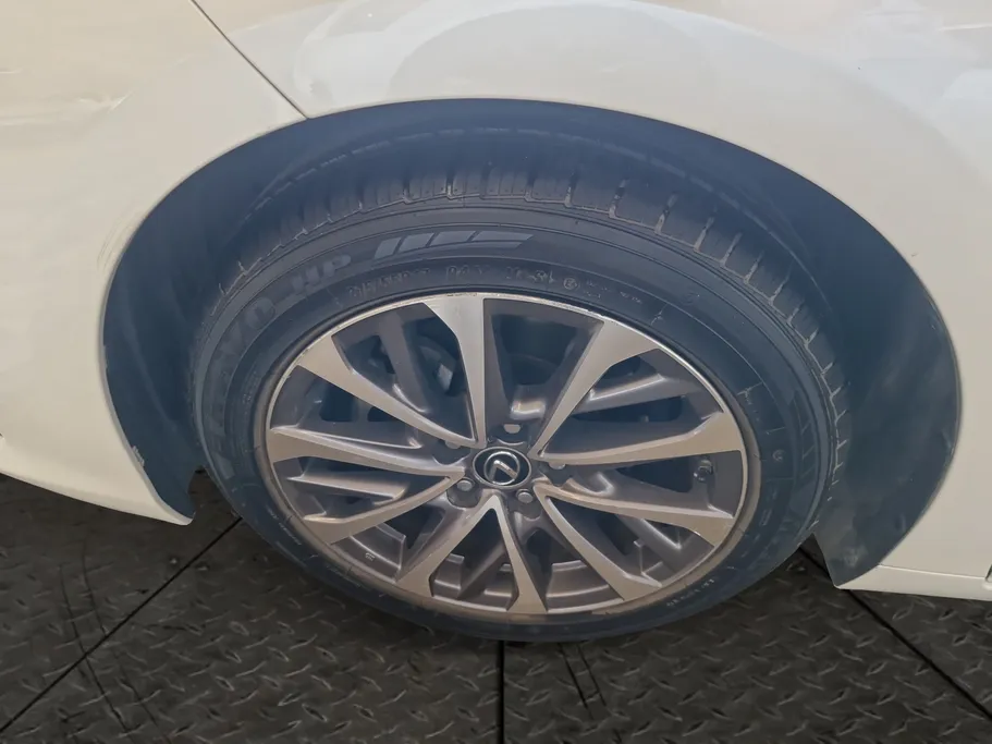 2023 Lexus ES 300 H 