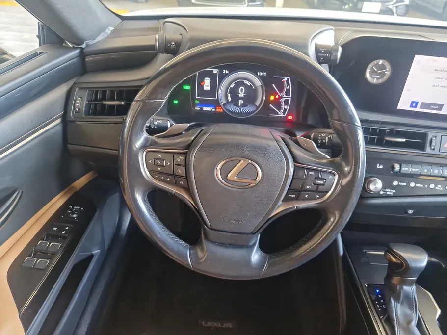 2023 Lexus ES 300 H 