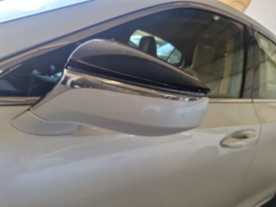 2023 Lexus ES 300 H 