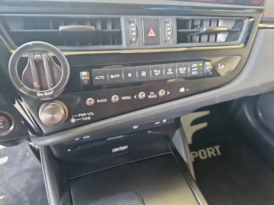 2022 Lexus ES 350 