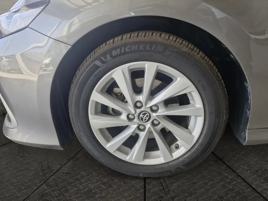 2024 Toyota Camry  GLE 