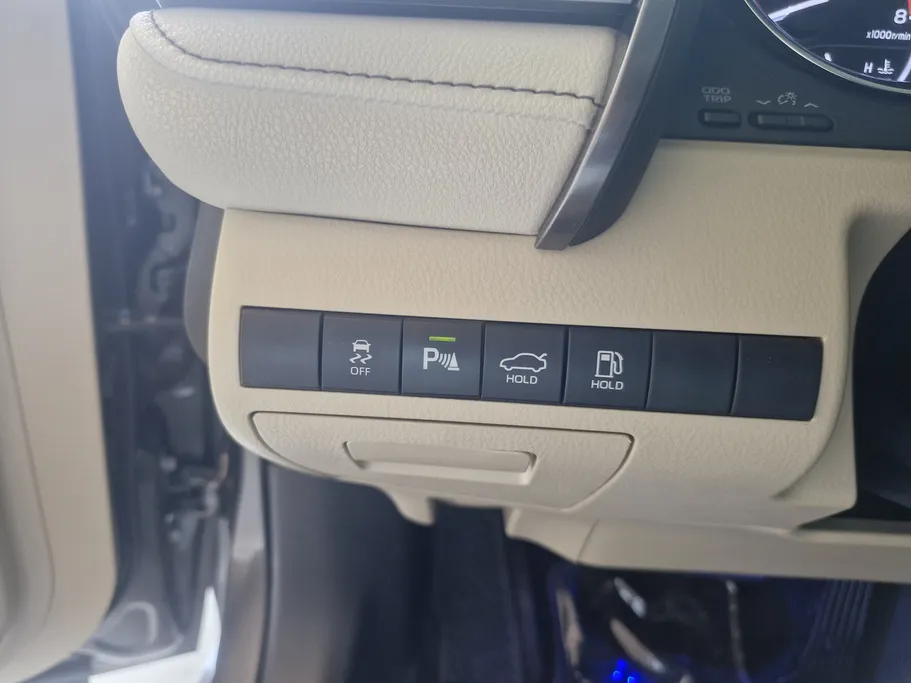 2024 Toyota Camry  GLE 