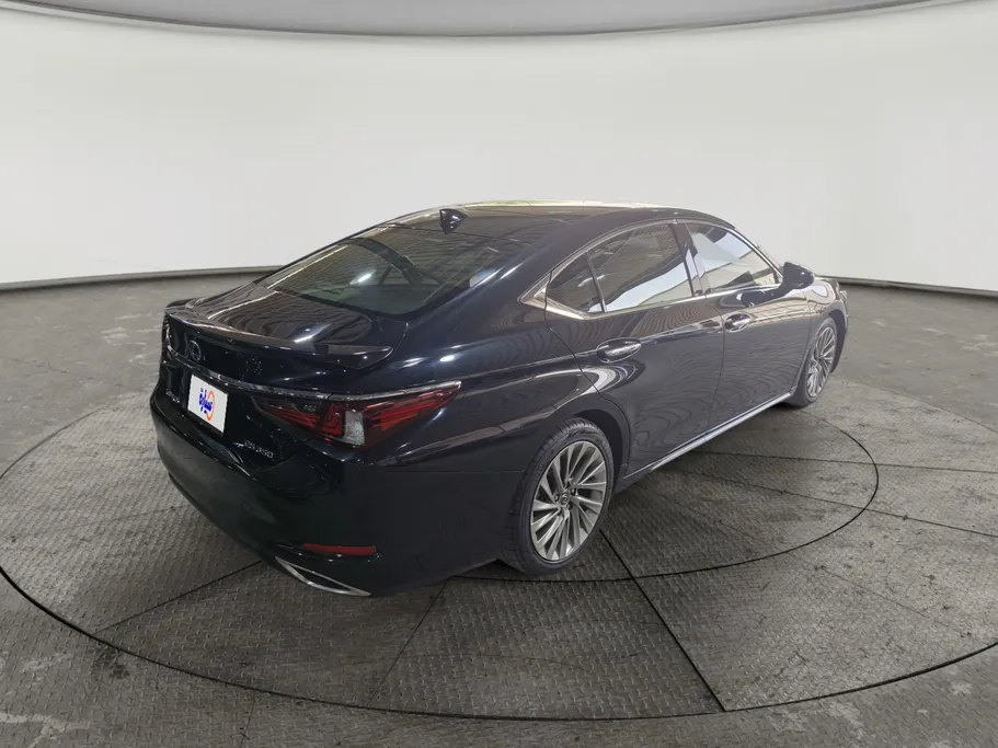 لكزس ES 350 2023 