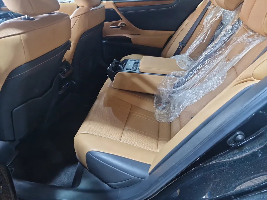 لكزس ES 350 2023 