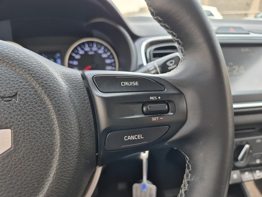 2024 Kia Pegas GLS 