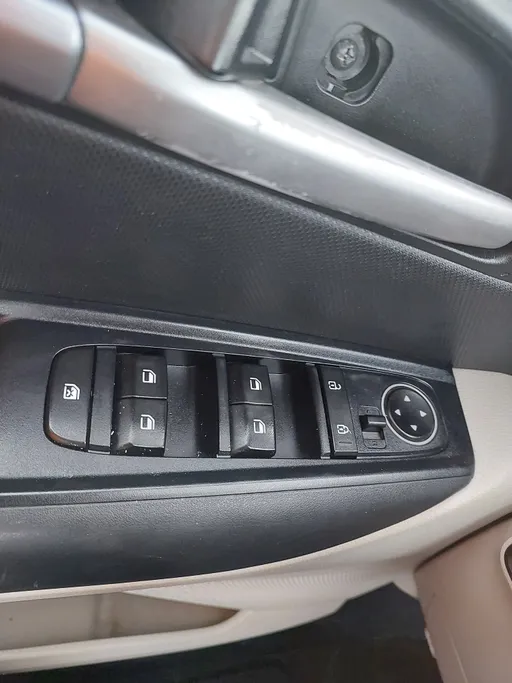 2023 Kia SONET LX 