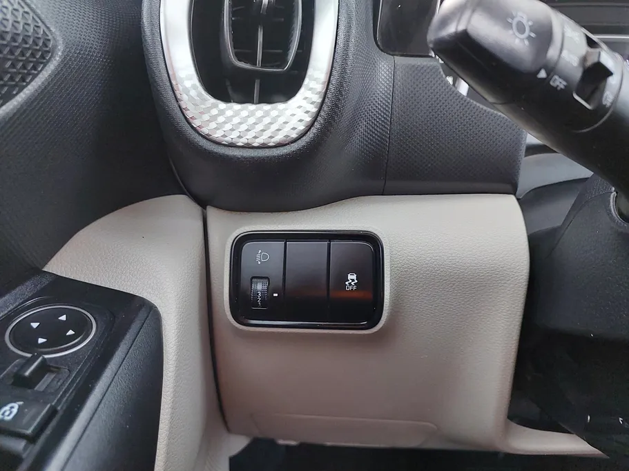 2023 Kia SONET LX 