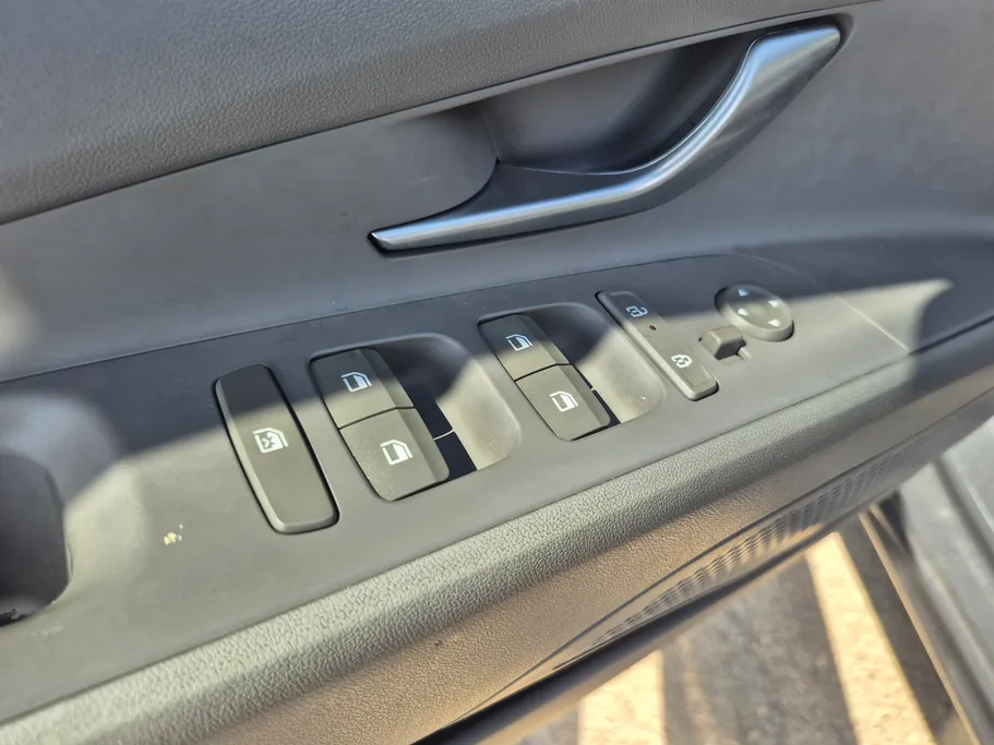 2025 Hyundai Elantra Fleet 