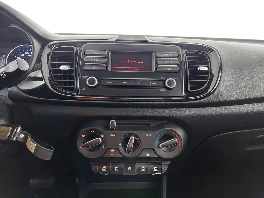 2022 Kia Pegas LX 