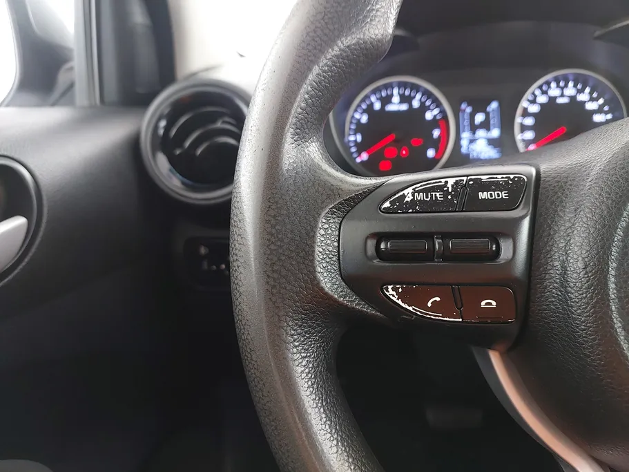 2022 Kia Pegas LX 