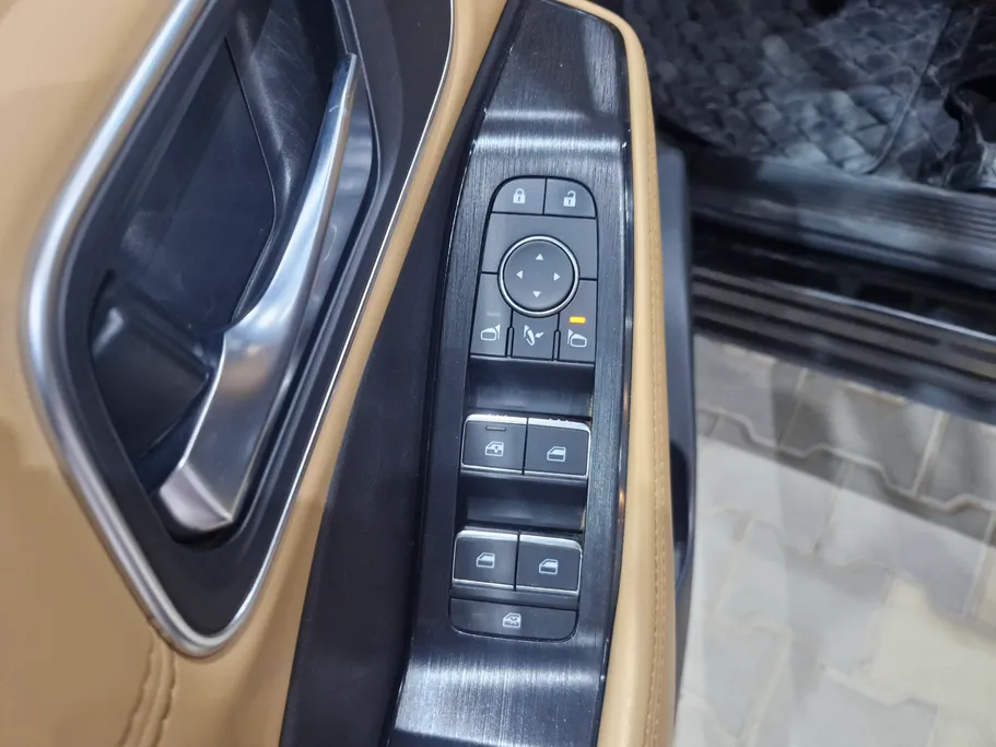 نيسان أكس تريل SV Plus 2024 