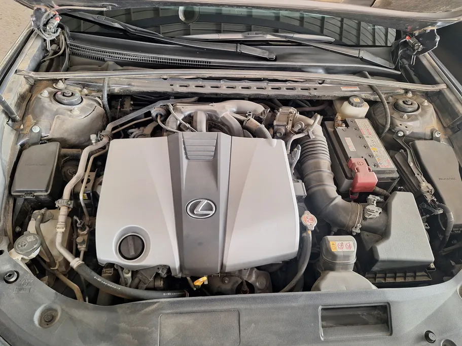 لكزس ES 350 2025 