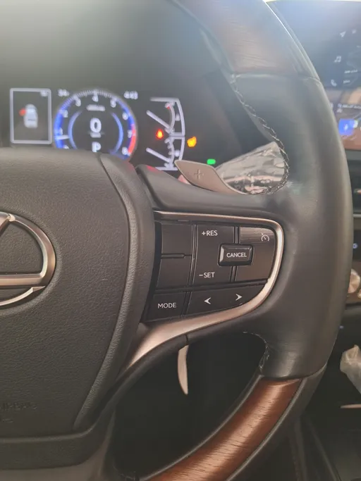 لكزس ES 350 2025 