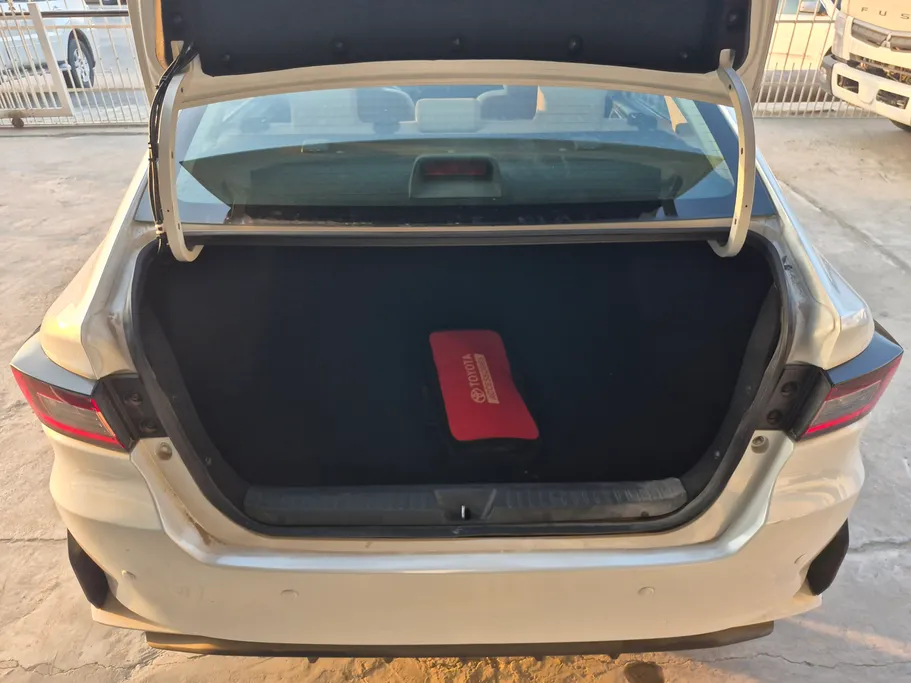 2023 Toyota Yaris  Y 