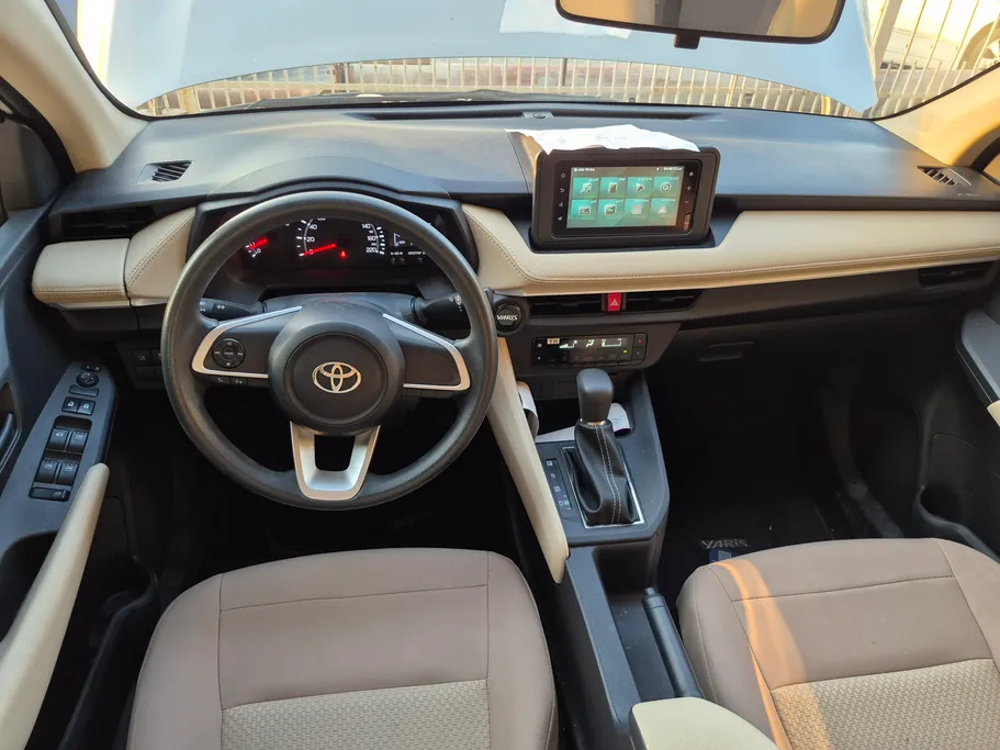 2023 Toyota Yaris  Y 