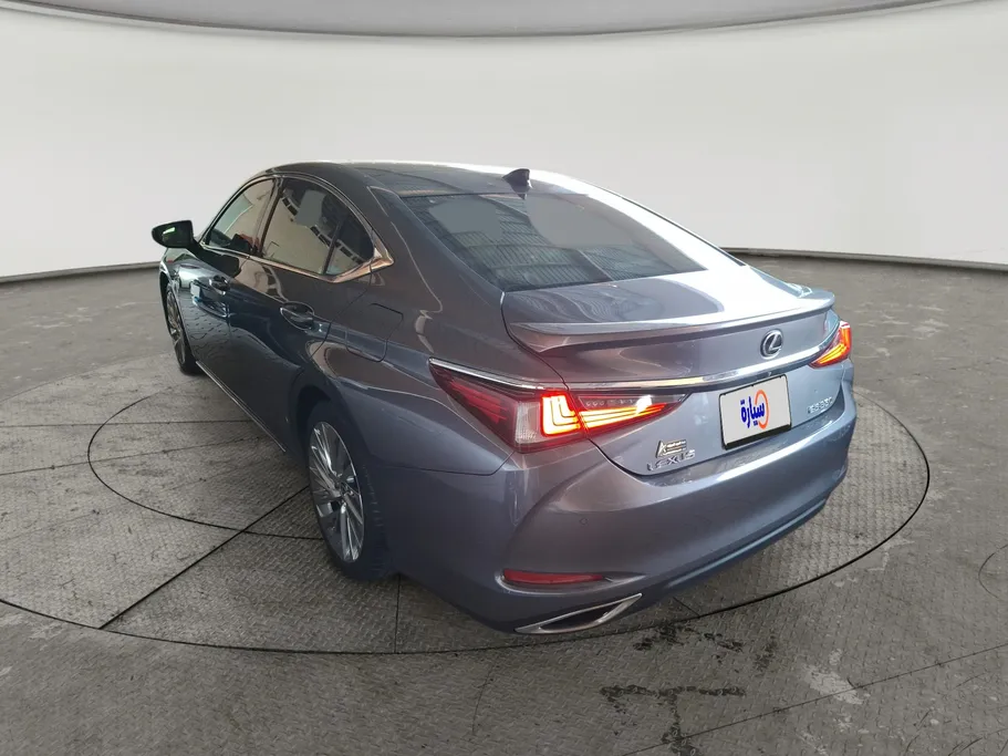 2019 Lexus ES 350 