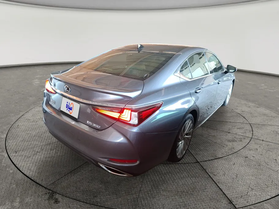 2019 Lexus ES 350 