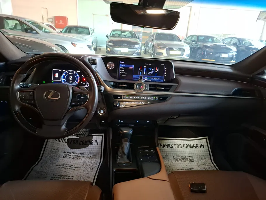 2019 Lexus ES 350 