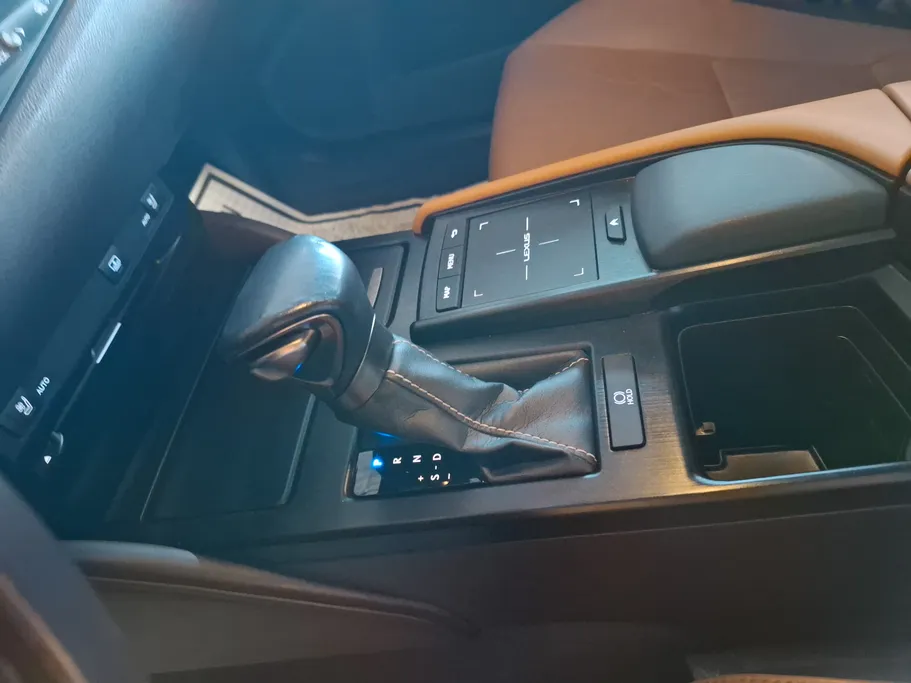 2019 Lexus ES 350 