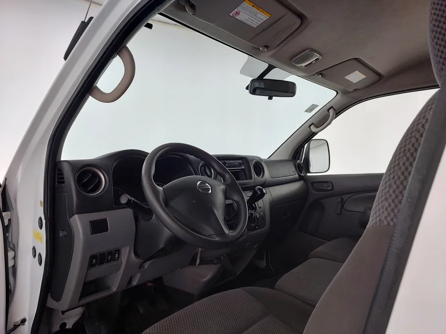 2022 Nissan Urvan بضاعة 