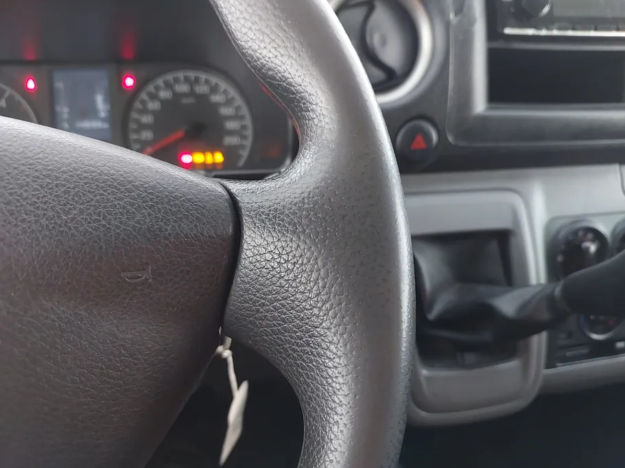 2022 Nissan Urvan بضاعة 