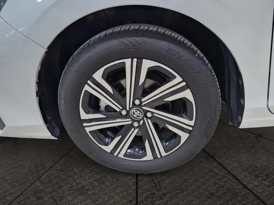 2023 Toyota Yaris  Y Plus 