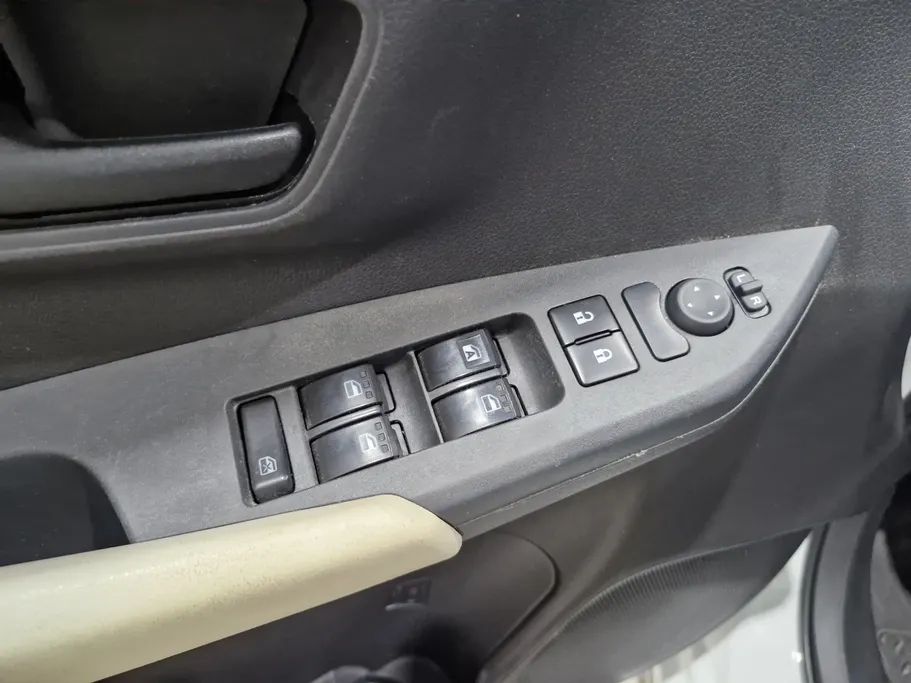 2023 Toyota Yaris  Y Plus 