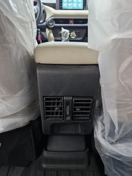 2023 Toyota Yaris  Y Plus 